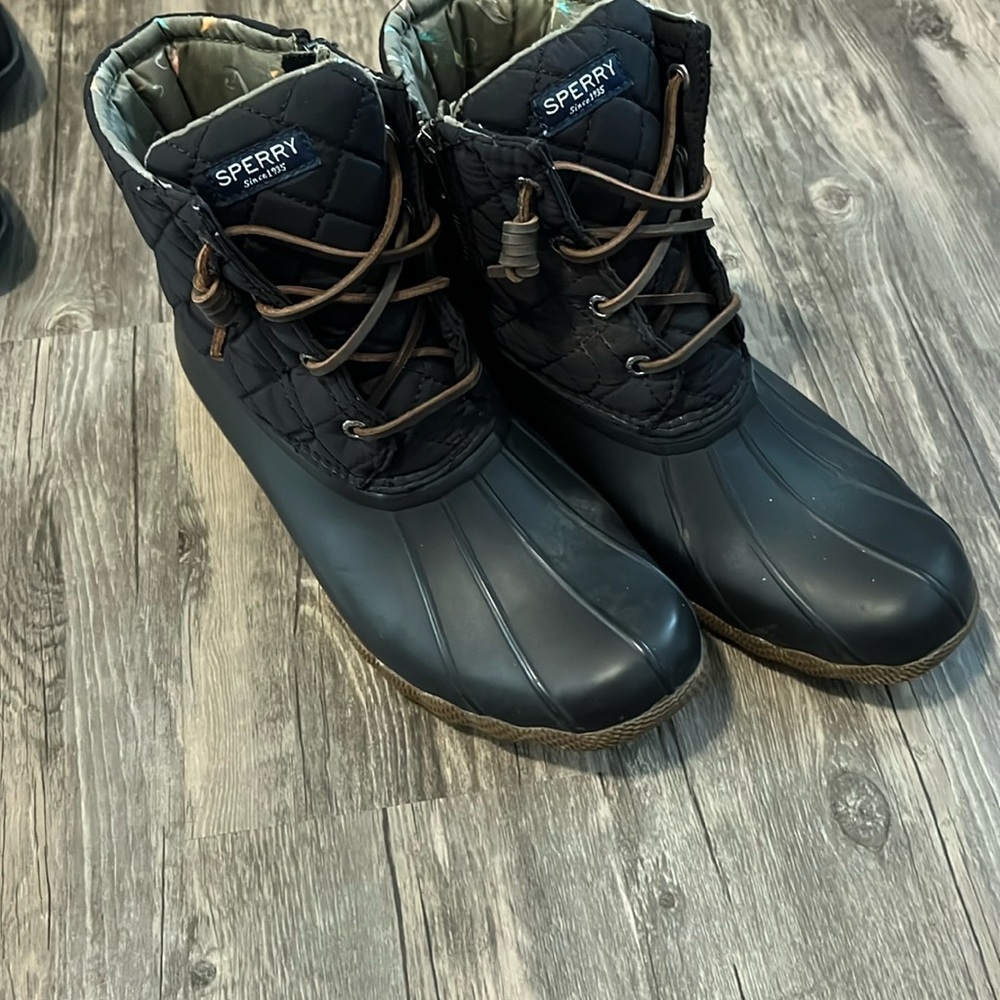 Sperry Black Ankle Boots Waterproof Rugged Sole